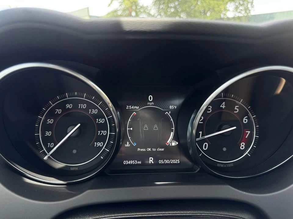 2016 Jaguar F-Pace - Image 7 of 9