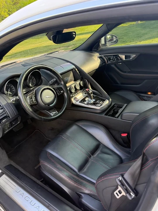 2016 Jaguar F-Type 1st Gen - Image 17 of 18
