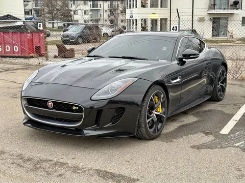 2016 Jaguar F-TYPE R Coupe