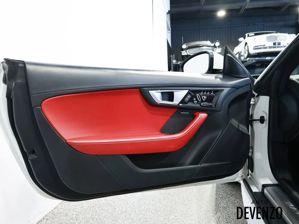 2016 Jaguar F-Type 1st Gen - Image 9 of 15
