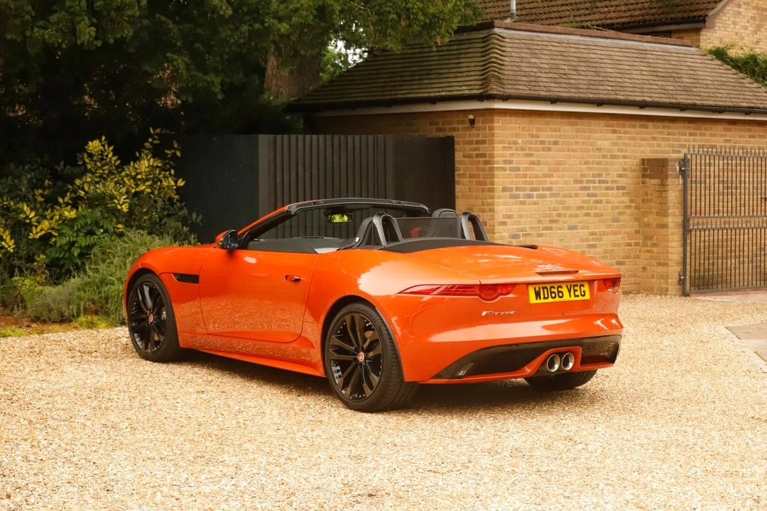 2016 Jaguar F-Type 1st Gen - Image 9 of 30