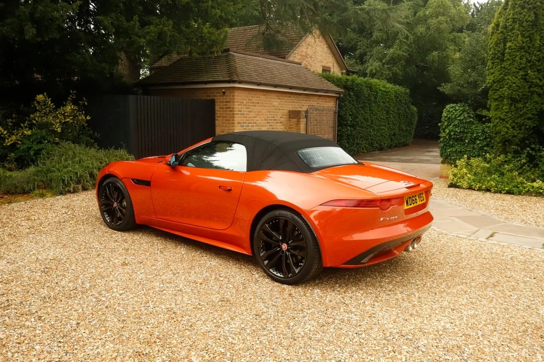 2016 Jaguar F-Type 1st Gen - Image 25 of 30