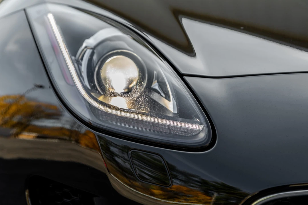 2016 Jaguar F-Type 1st Gen - Image 25 of 31