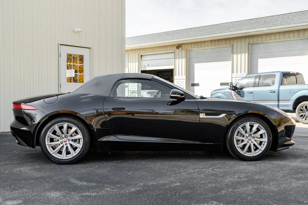 2016 Jaguar F-Type 1st Gen - Image 19 of 31