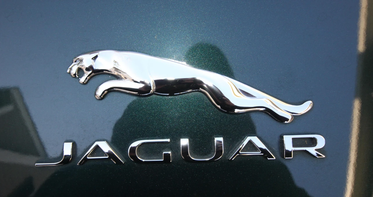 2016 Jaguar F-Type 1st Gen - Image 26 of 31