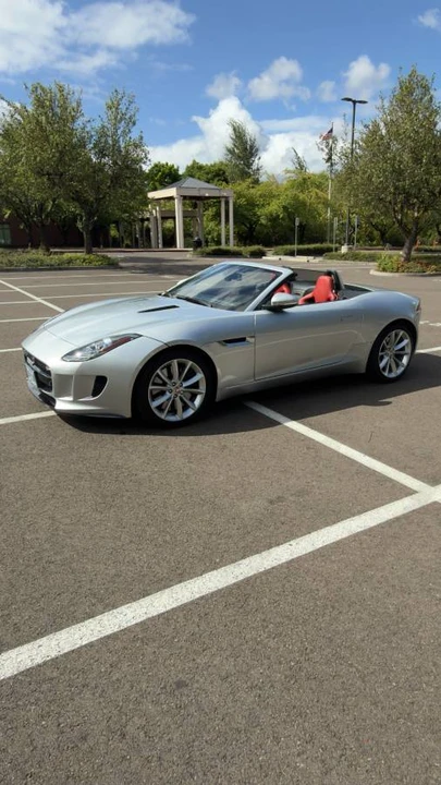 2016 Jaguar F-Type - Image 16 of 20
