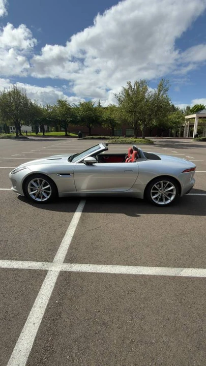2016 Jaguar F-Type - Image 15 of 20