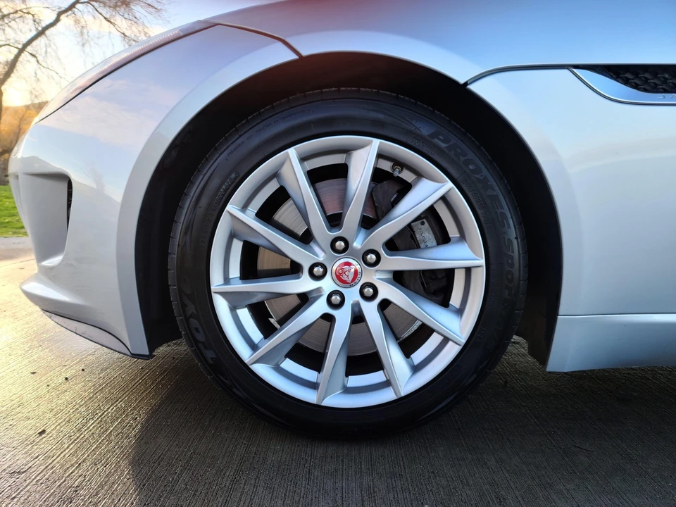 2016 Jaguar F-Type 1st Gen - Image 26 of 31