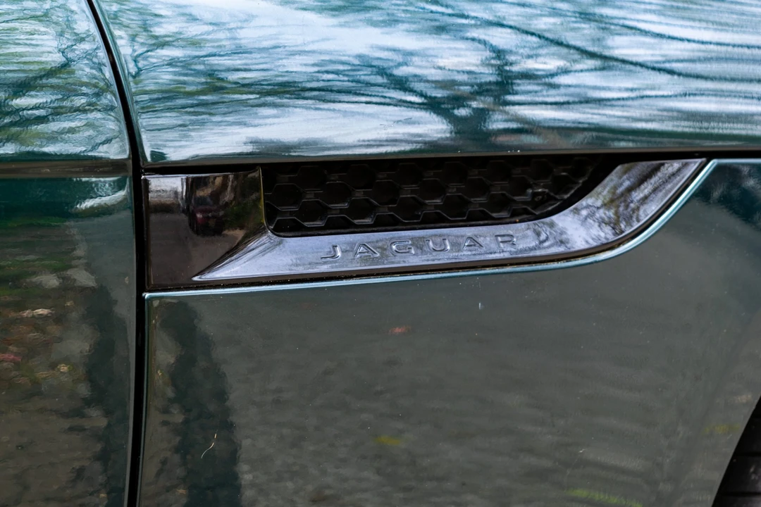 2016 Jaguar F-Type 1st Gen - Image 24 of 31