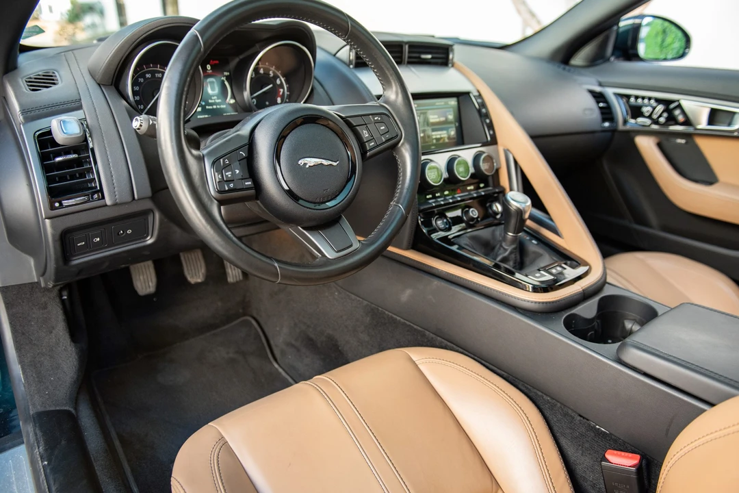 2016 Jaguar F-Type 1st Gen - Image 29 of 31