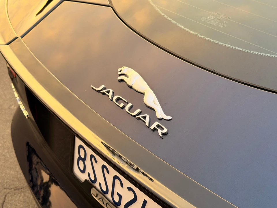 2016 Jaguar F-Type 1st Gen - Image 27 of 31