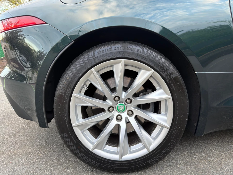 2016 Jaguar F-Type 1st Gen - Image 21 of 31