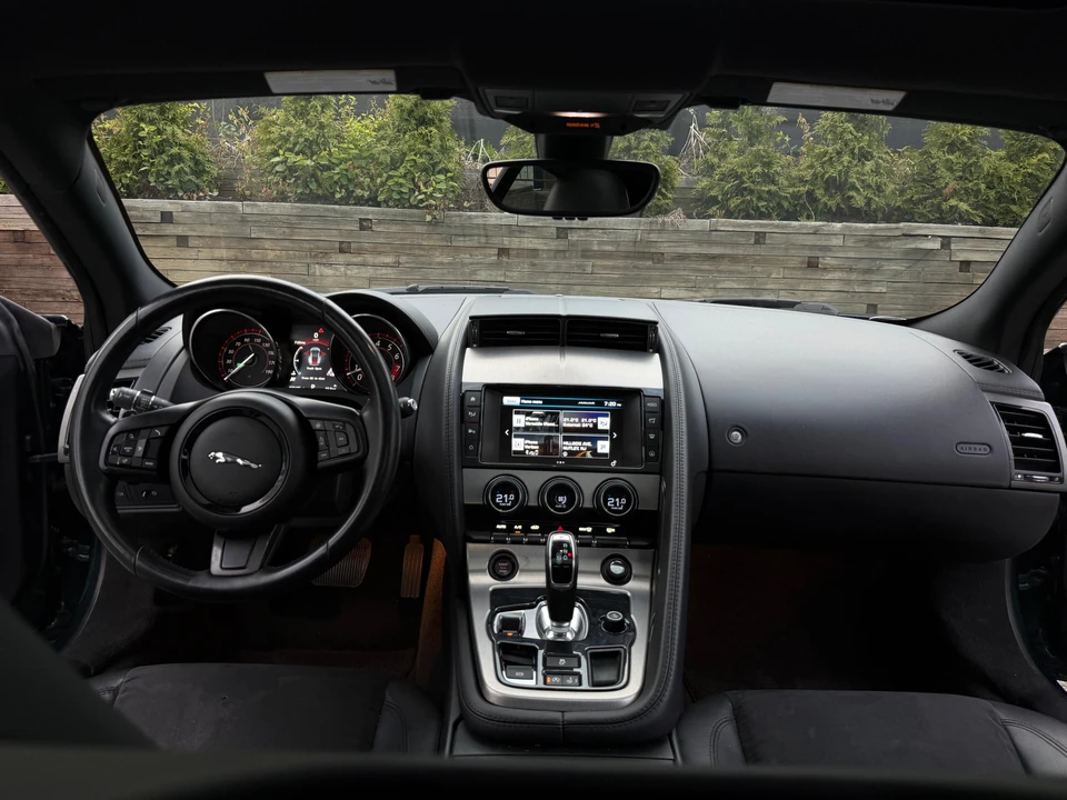 2016 Jaguar F-Type 1st Gen - Image 27 of 31