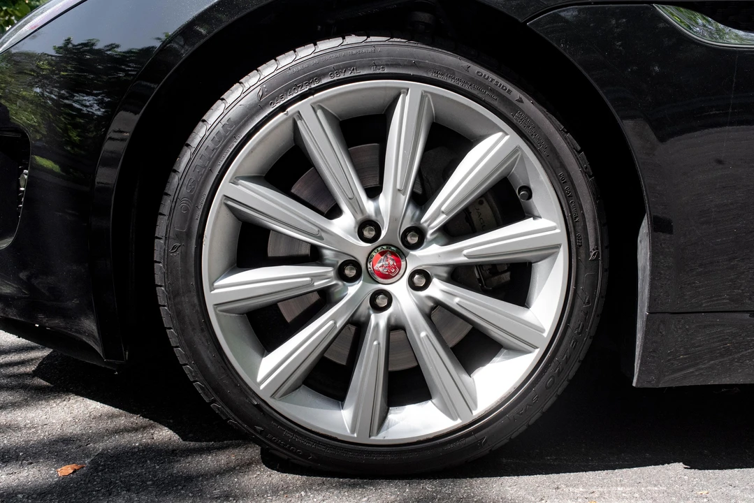 2016 Jaguar F-Type 1st Gen - Image 31 of 31