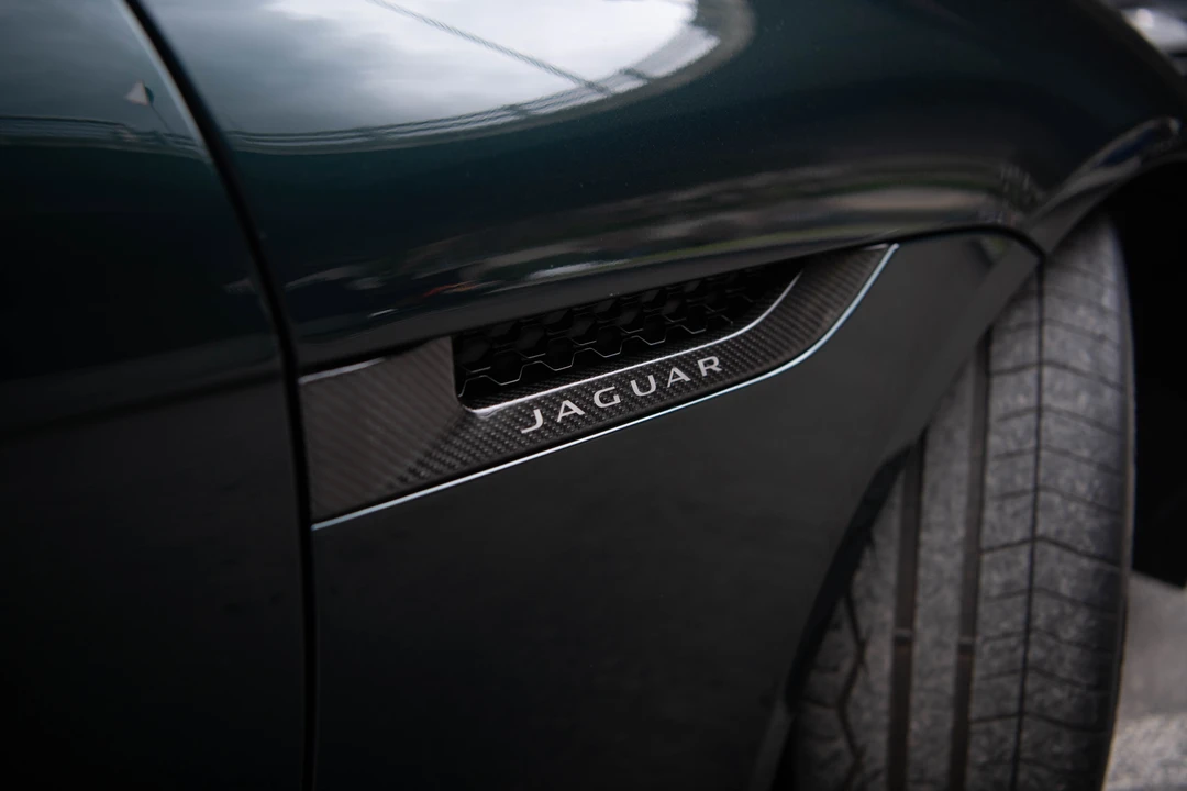 2016 Jaguar F-Type - Image 25 of 30