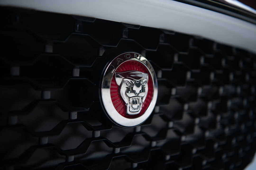 2016 Jaguar F-Type - Image 28 of 30