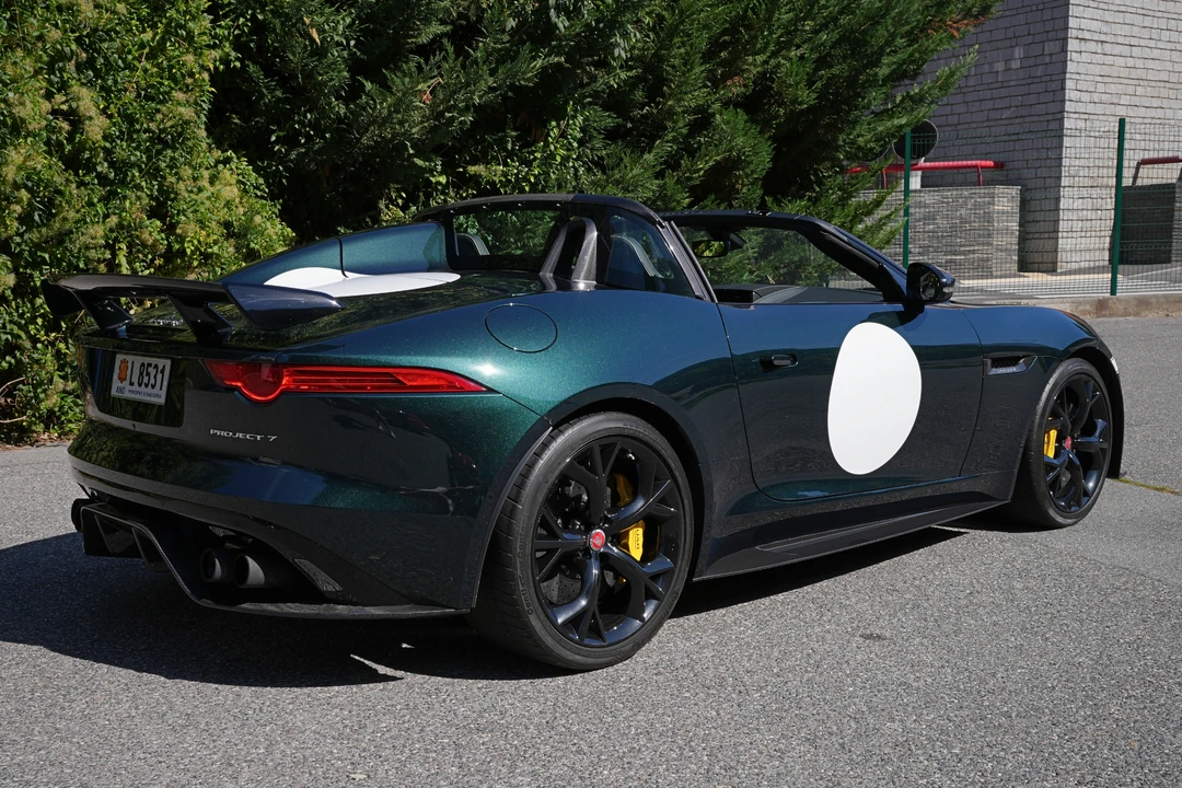 2016 Jaguar F-Type - Image 5 of 30