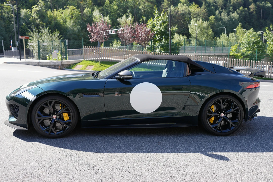 2016 Jaguar F-Type - Image 16 of 30