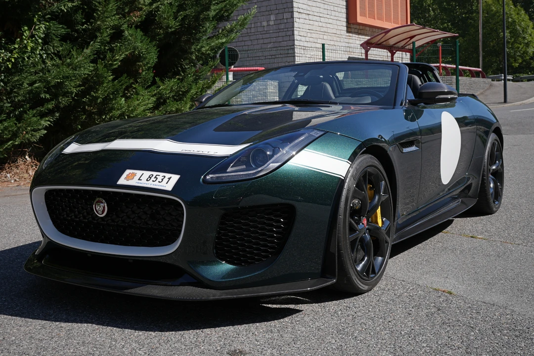 2016 Jaguar F-Type - Image 21 of 30