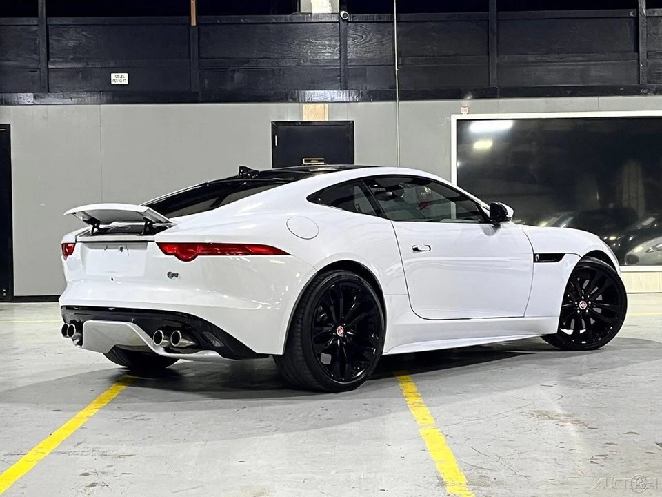 2016 Jaguar F-Type R 1st Gen - Image 10 of 21
