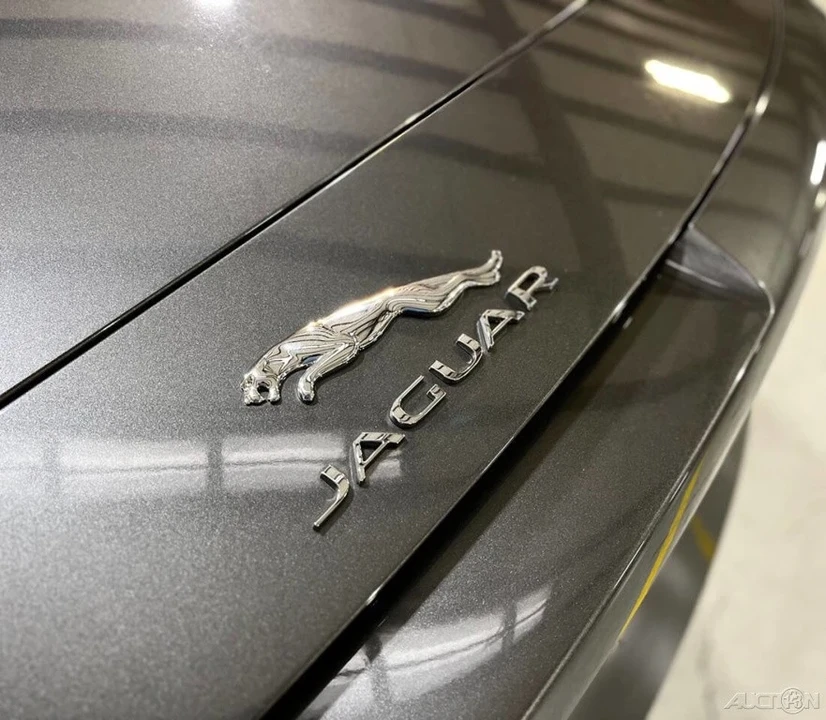 2016 Jaguar F-Type R 1st Gen - Image 10 of 21