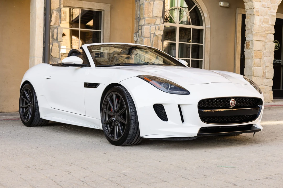 2016 Jaguar F-Type R 1st Gen - Image 4 of 31