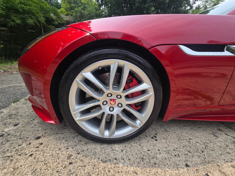 2016 Jaguar F-Type R 1st Gen - Image 24 of 31