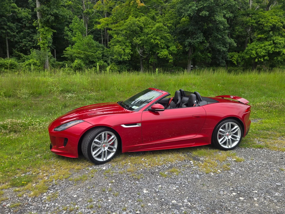 2016 Jaguar F-Type R 1st Gen - Image 8 of 31