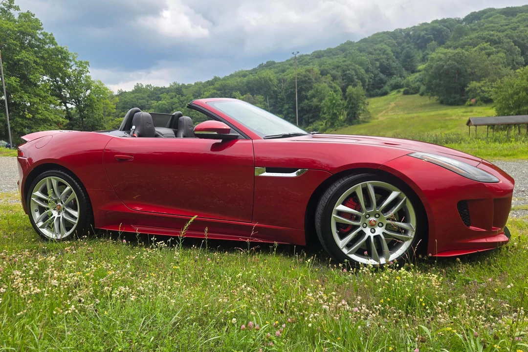 2016 Jaguar F-Type R 1st Gen - Image 3 of 31