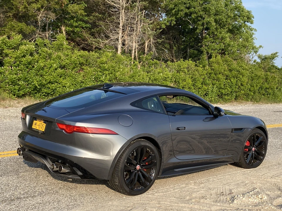2016 Jaguar F-Type R 1st Gen - Image 24 of 31