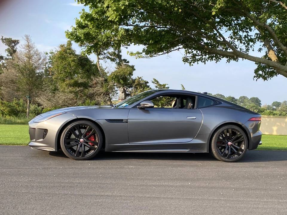 2016 Jaguar F-Type R 1st Gen - Image 9 of 31