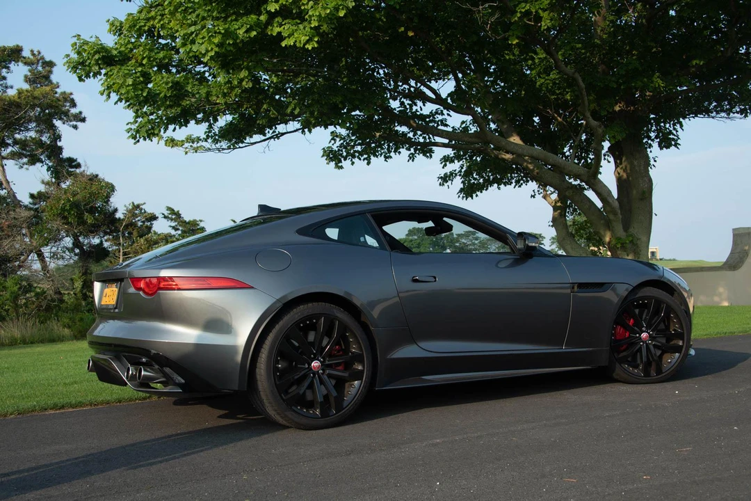 2016 Jaguar F-Type R 1st Gen - Image 27 of 31