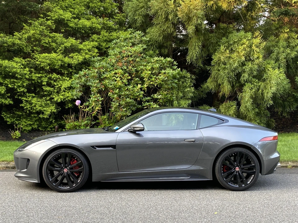 2016 Jaguar F-Type R 1st Gen - Image 10 of 31