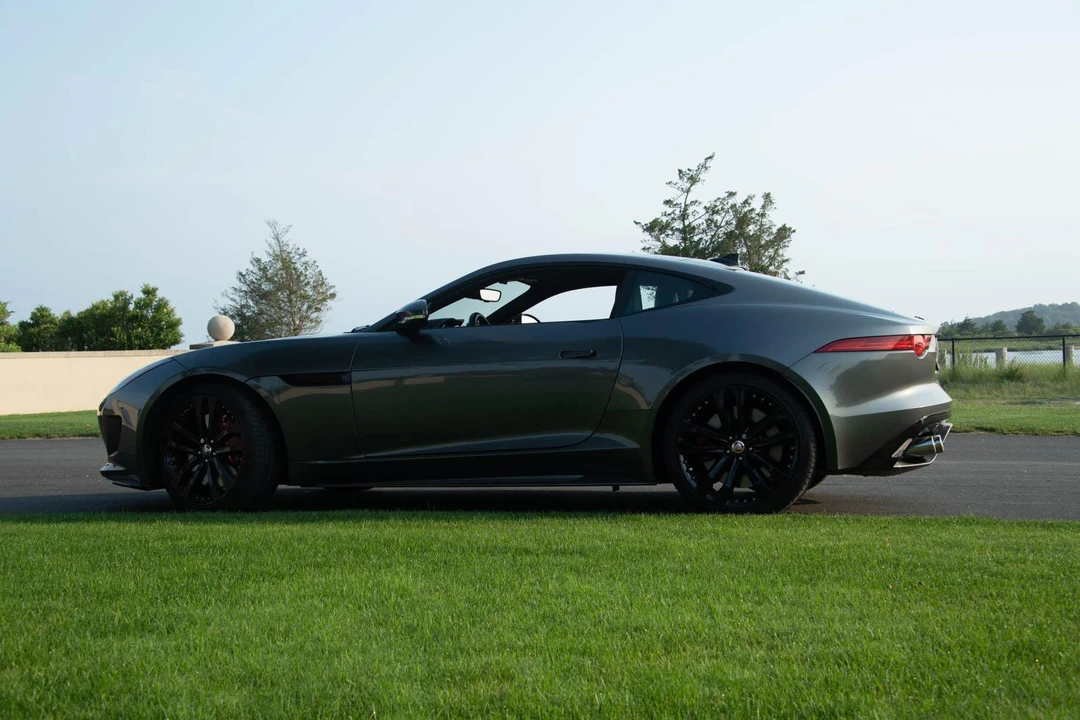 2016 Jaguar F-Type R 1st Gen - Image 11 of 31