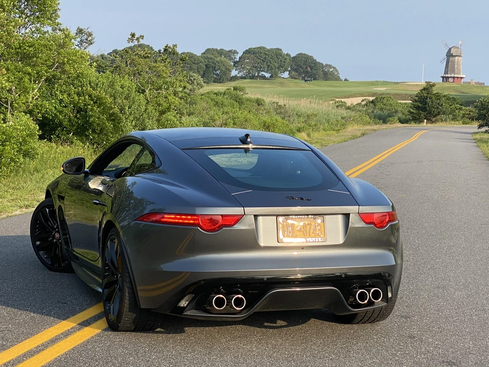 2016 Jaguar F-Type R 1st Gen - Image 15 of 31