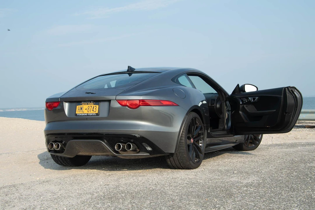 2016 Jaguar F-Type R 1st Gen - Image 22 of 31