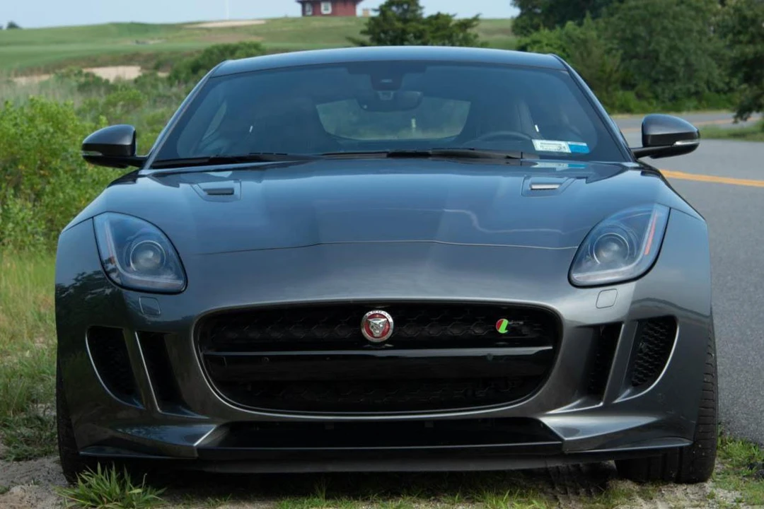2016 Jaguar F-Type R 1st Gen - Image 2 of 31