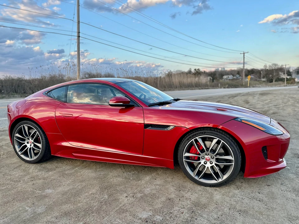 2016 Jaguar F-Type R 1st Gen - Image 18 of 31