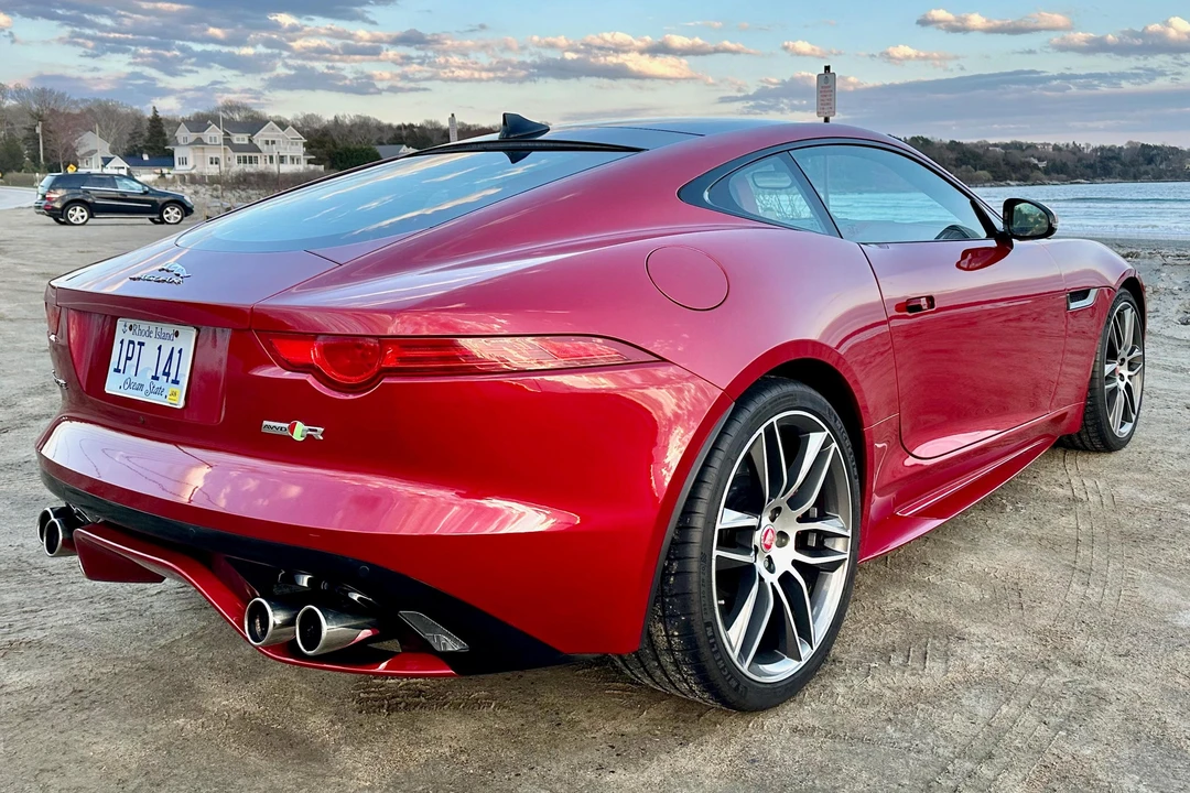 2016 Jaguar F-Type R 1st Gen - Image 4 of 31