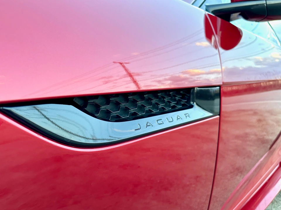 2016 Jaguar F-Type R 1st Gen - Image 24 of 31