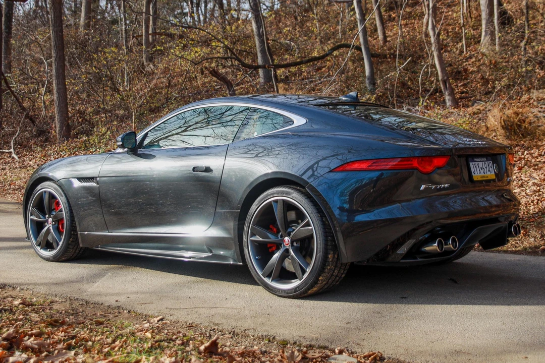 2016 Jaguar F-Type R 1st Gen - Image 4 of 31