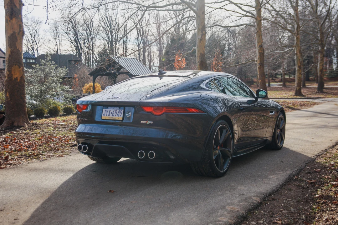 2016 Jaguar F-Type R 1st Gen - Image 17 of 31