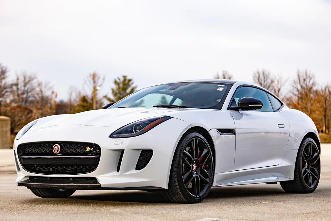 2016 Jaguar F-Type R 1st Gen - Image 7 of 31