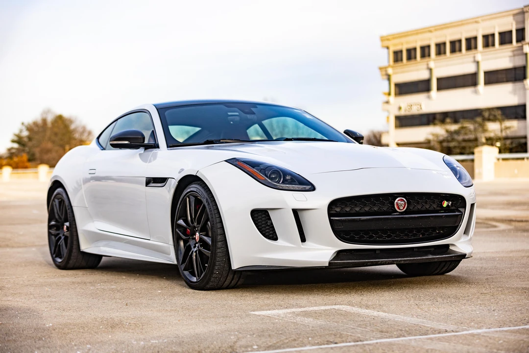 2016 Jaguar F-Type R 1st Gen - Image 15 of 31