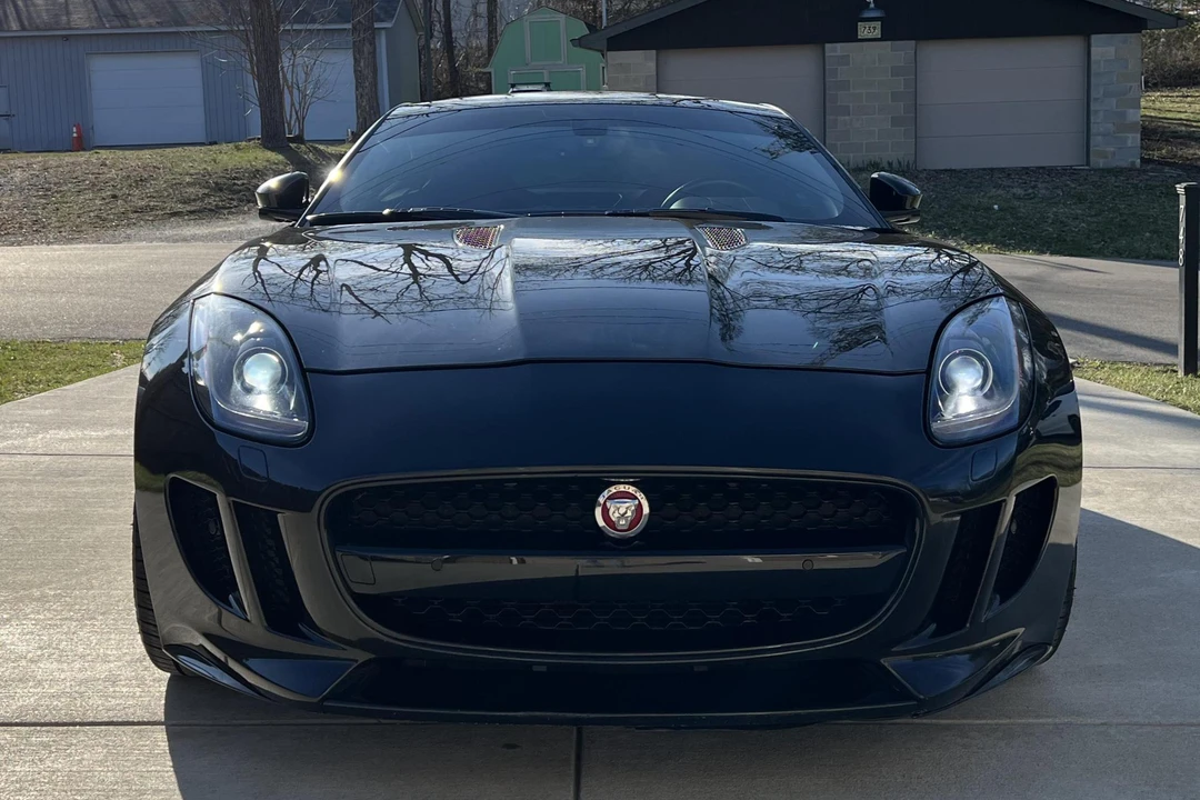 2016 Jaguar F-Type R 1st Gen - Image 2 of 31