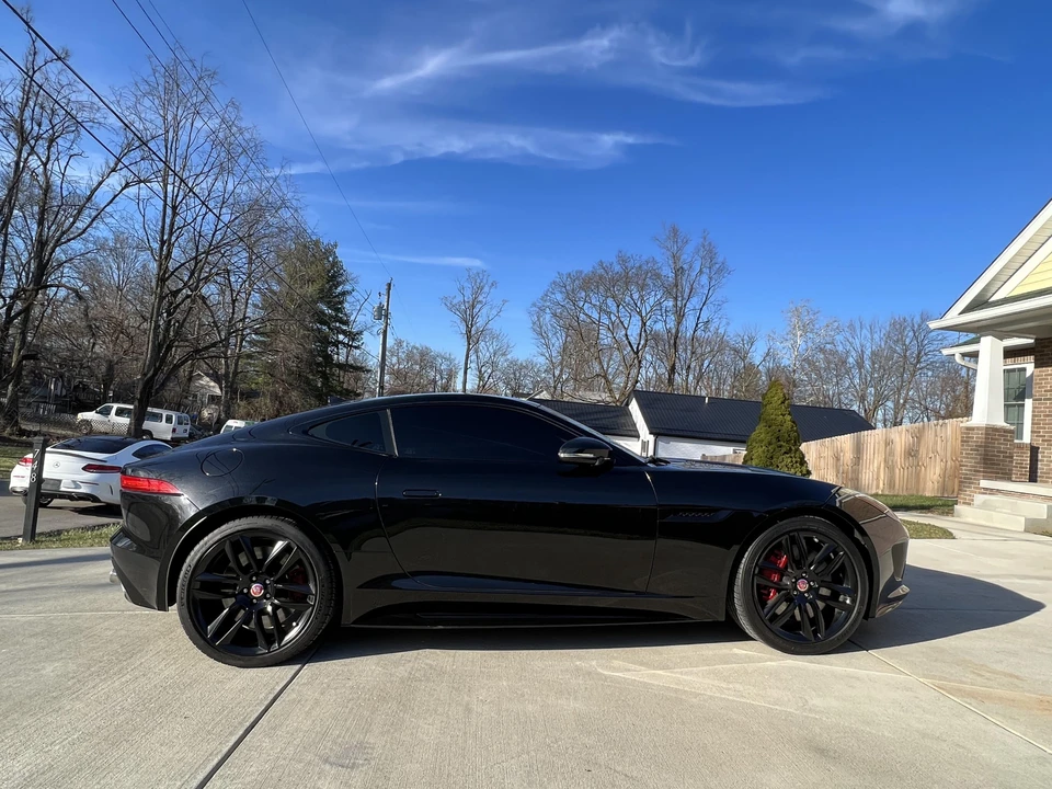 2016 Jaguar F-Type R 1st Gen - Image 17 of 31