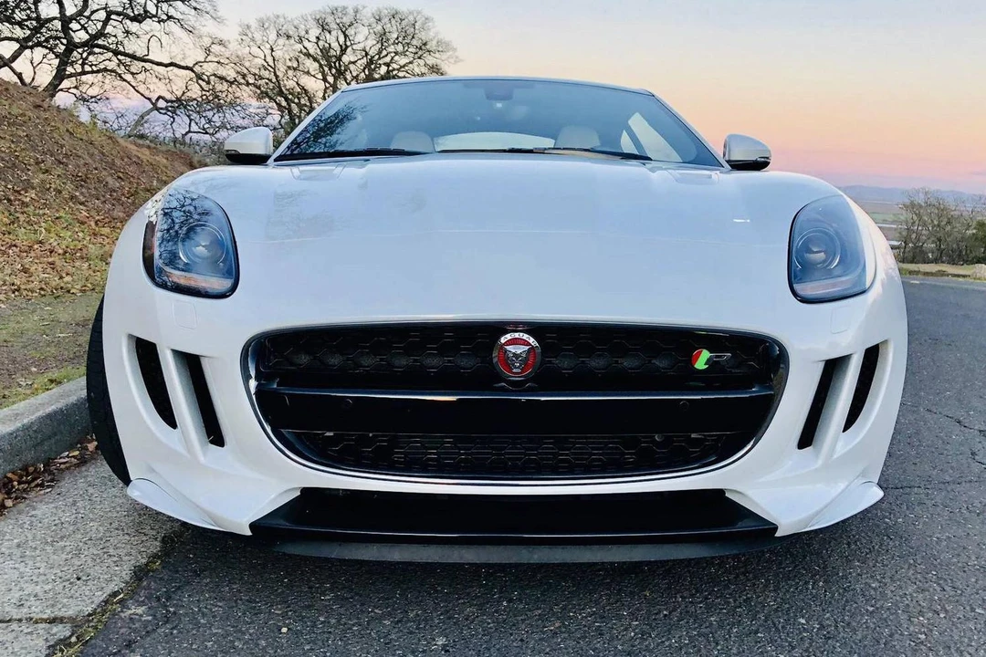 2016 Jaguar F-Type R 1st Gen - Image 2 of 31