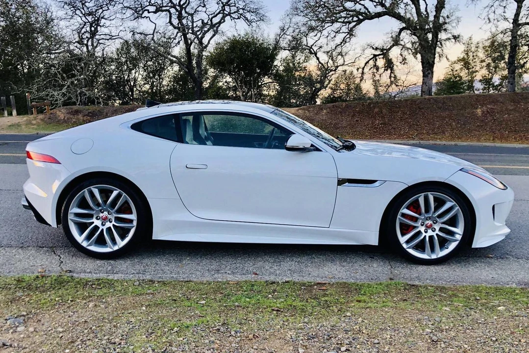 2016 Jaguar F-Type R 1st Gen - Image 3 of 31