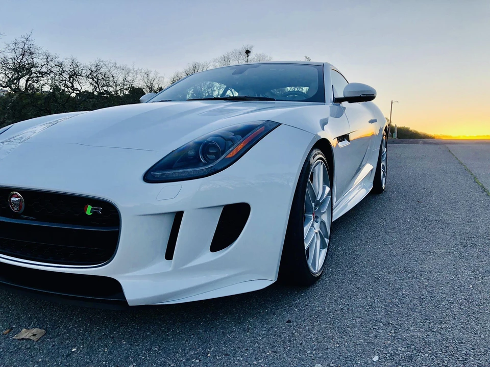 2016 Jaguar F-Type R 1st Gen - Image 17 of 31