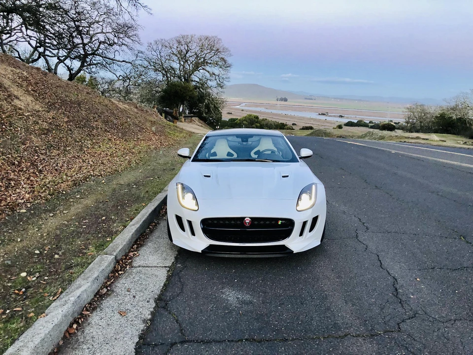 2016 Jaguar F-Type R 1st Gen - Image 11 of 31